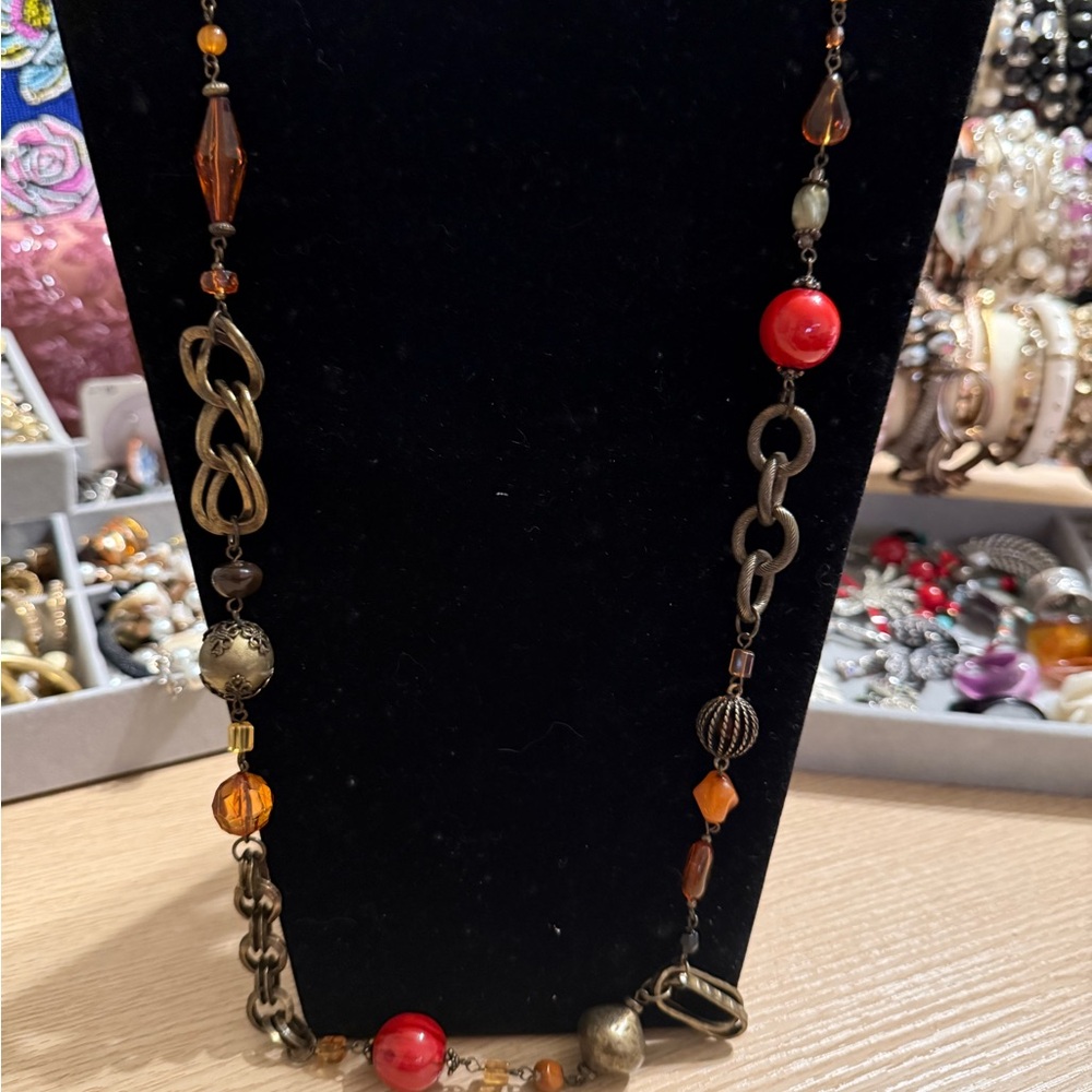 Elegant Red‎ and Gold Beaded Necklace
